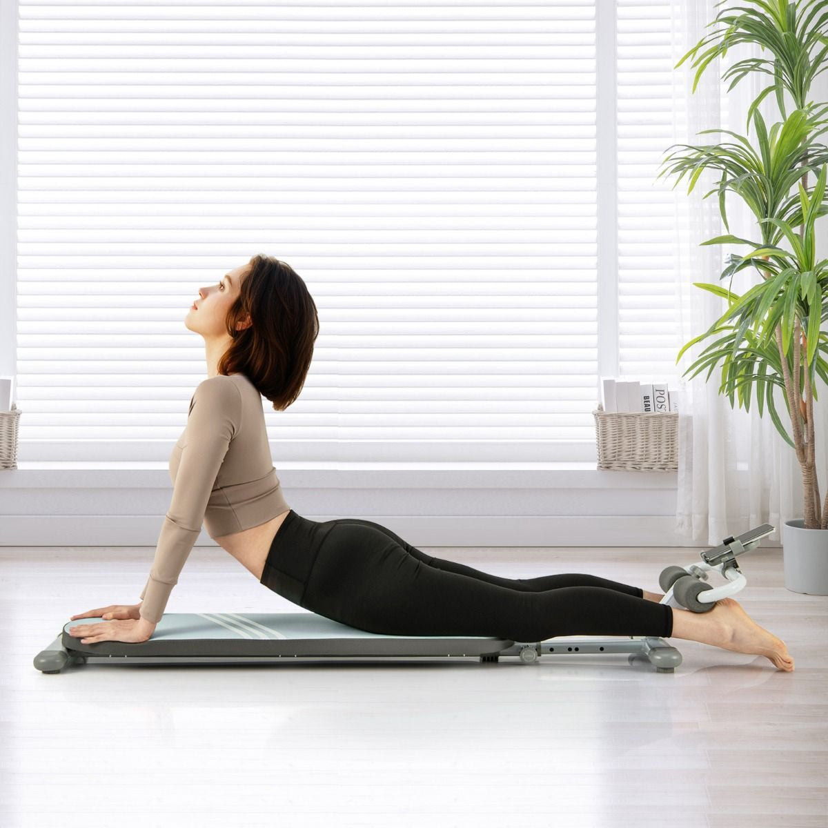 Klappbare Sit up Bank Mit 3 Fach Verstellbaren Winkeln & Handyhalterung Trainingsbank Geeignet Für Jugendliche Von 14-18 Jahren